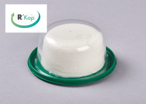 Photo d'un emballage fromager en RKAP, matière Knauf Industries issue du recyclé