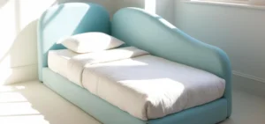 Tête de lit et barrière en mousse